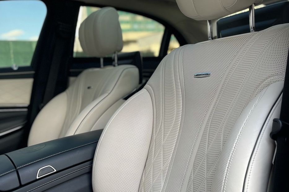Продам Mercedes-Benz S-Class 63 AMG 4Matic 2015 года в Киеве