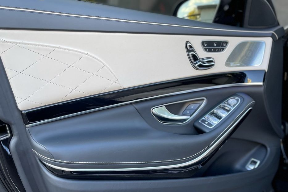 Продам Mercedes-Benz S-Class 63 AMG 4Matic 2015 года в Киеве