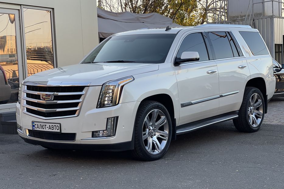 Продам Cadillac Escalade 2014 года в Киеве