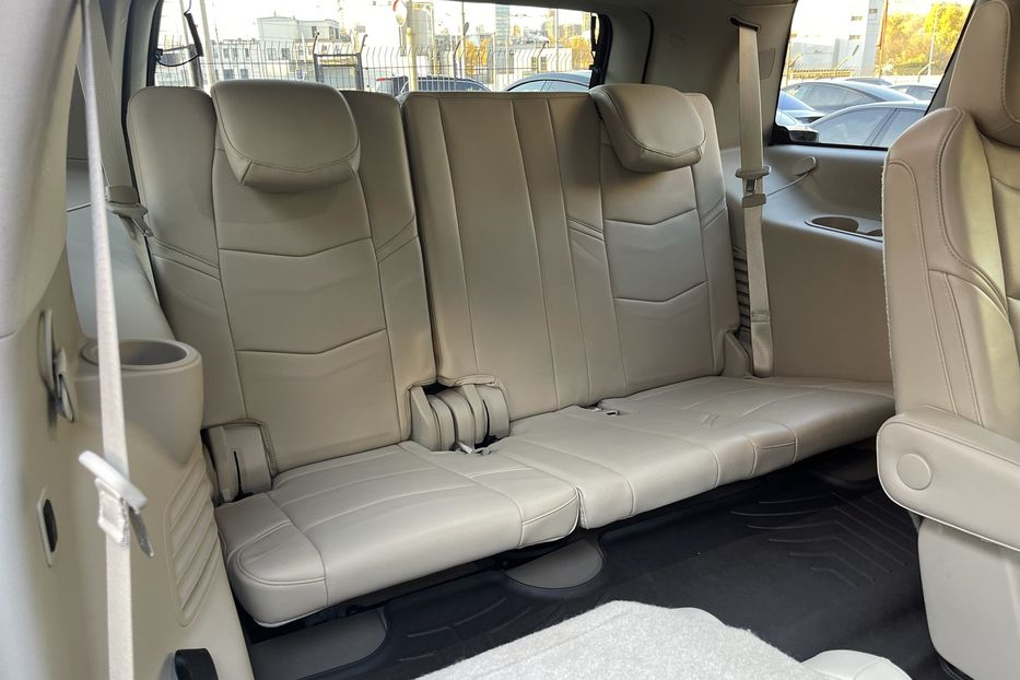 Продам Cadillac Escalade 2014 года в Киеве