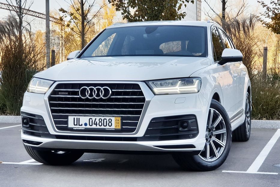 Продам Audi Q7 S-Line 2018 года в Киеве