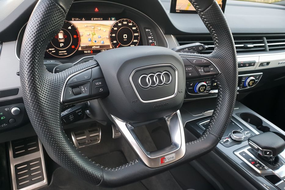 Продам Audi Q7 S-Line 2018 года в Киеве