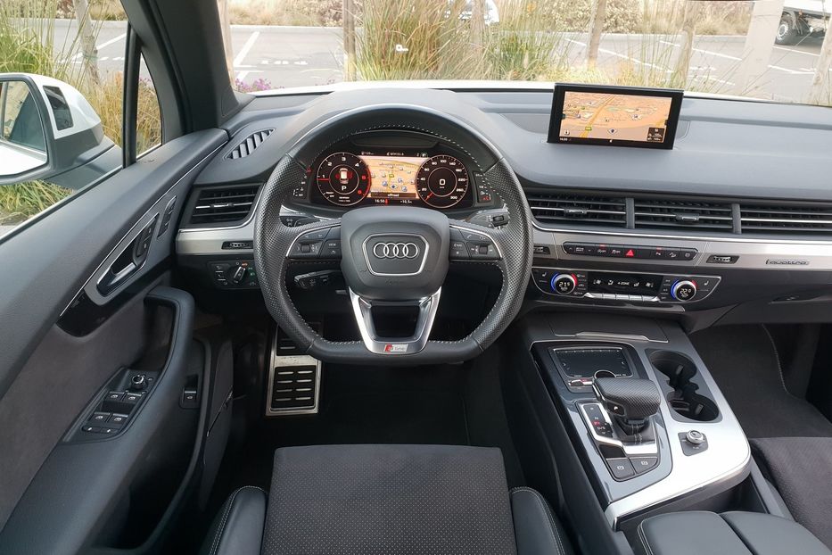 Продам Audi Q7 S-Line 2018 года в Киеве