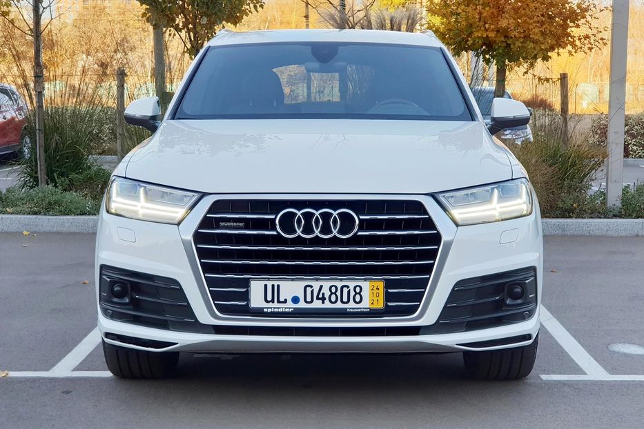 Продам Audi Q7 S-Line 2018 года в Киеве