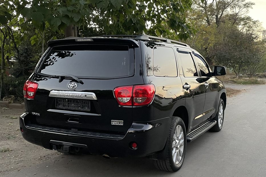 Продам Toyota Sequoia Platinum  2008 года в Одессе