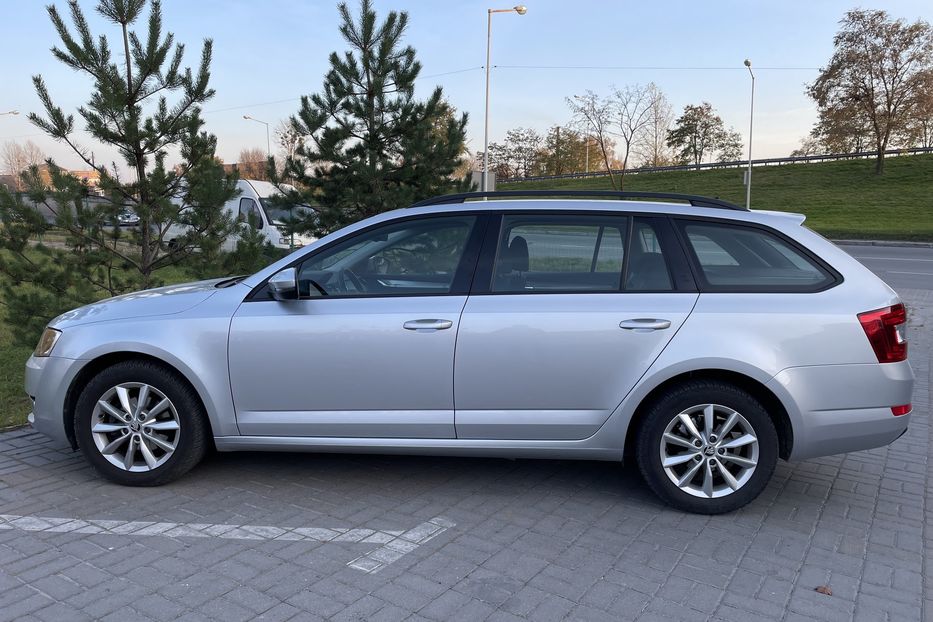 Продам Skoda Octavia A7 2016 года в Львове