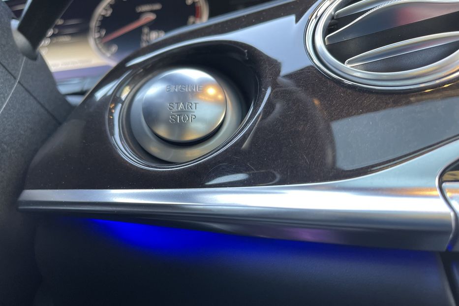 Продам Mercedes-Benz S-Class 500 4MATIC  2014 года в Киеве