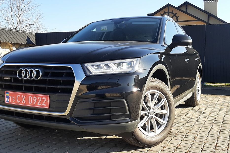 Продам Audi Q5 FUL-LED Matriks QUATTRO  2018 года в Львове