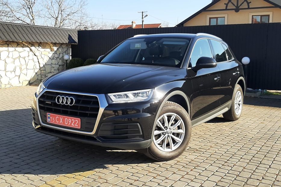 Продам Audi Q5 FUL-LED Matriks QUATTRO  2018 года в Львове