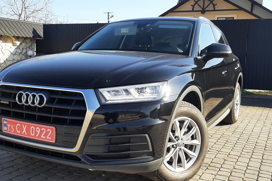 Продам Audi Q5 FUL-LED Matriks QUATTRO  2018 года в Львове