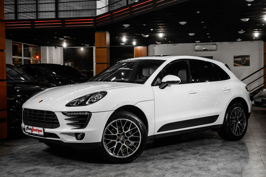 Продам Porsche Macan 2017 года в Одессе