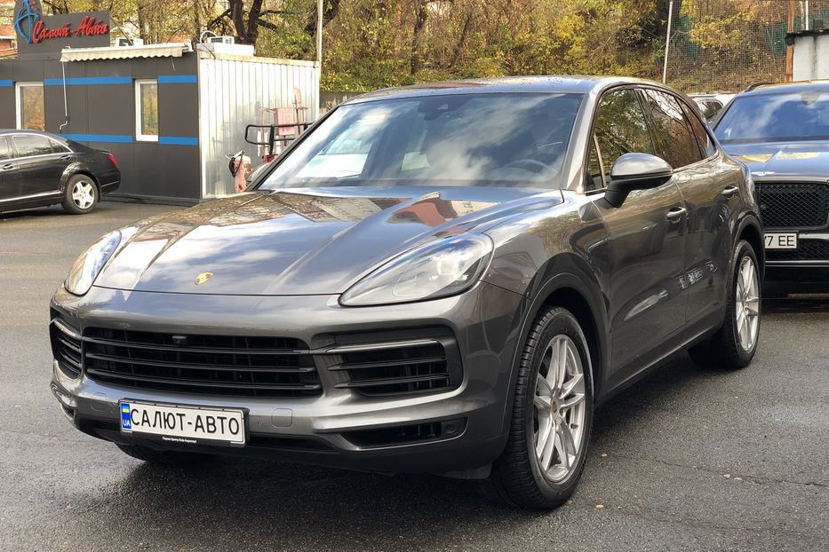 Продам Porsche Cayenne 2019 года в Киеве