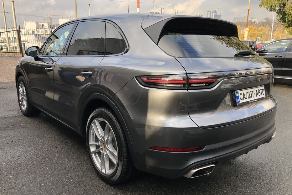 Продам Porsche Cayenne 2019 года в Киеве