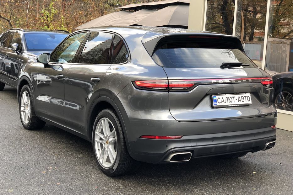 Продам Porsche Cayenne 2019 года в Киеве