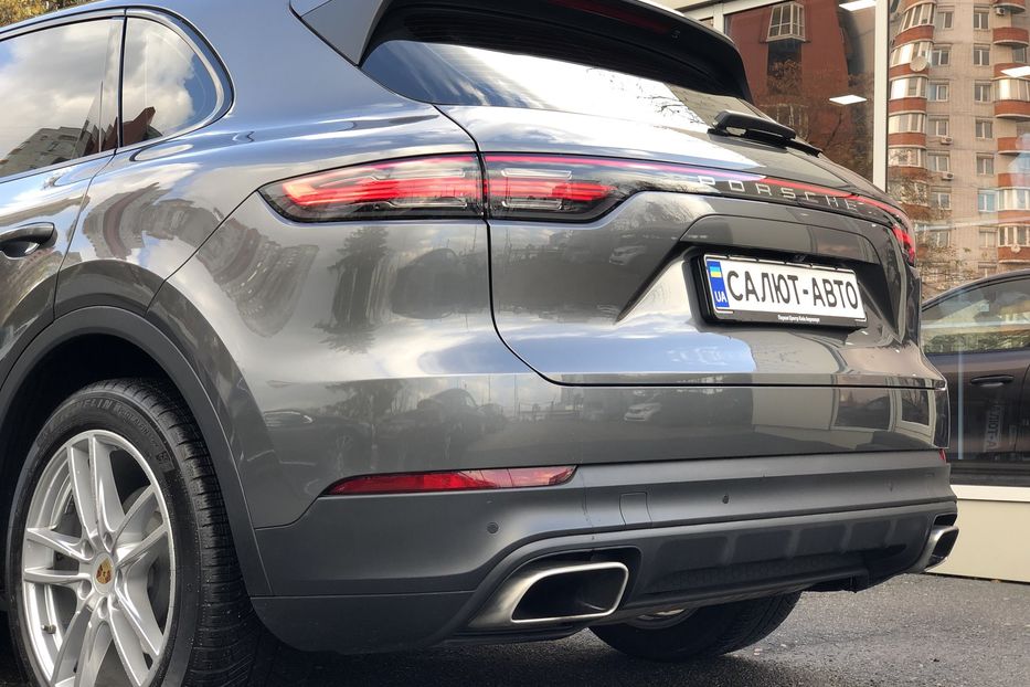 Продам Porsche Cayenne 2019 года в Киеве