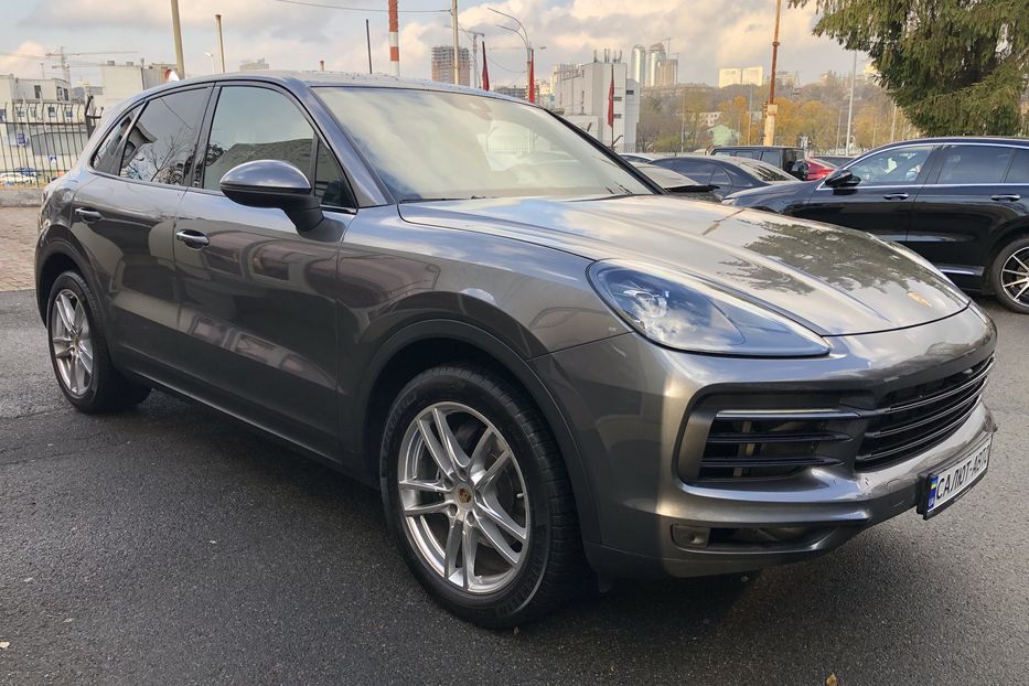 Продам Porsche Cayenne 2019 года в Киеве