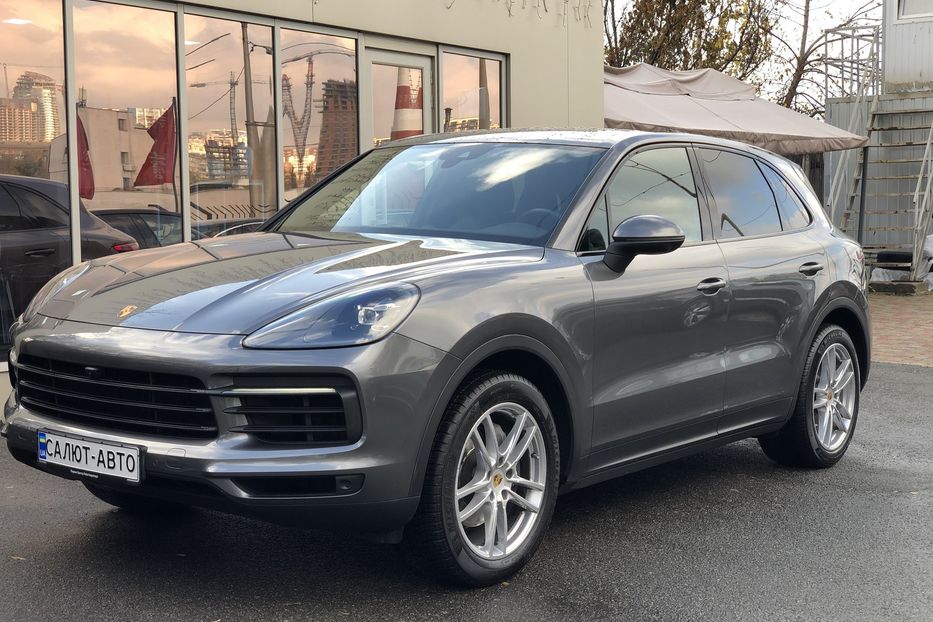 Продам Porsche Cayenne 2019 года в Киеве