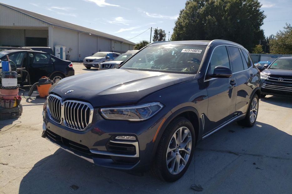 Продам BMW X5 XDrive40XI 2021 года в Киеве