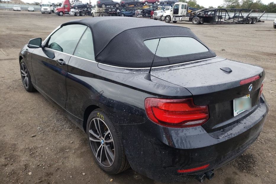 Продам BMW 2 Series 230I 2021 года в Киеве