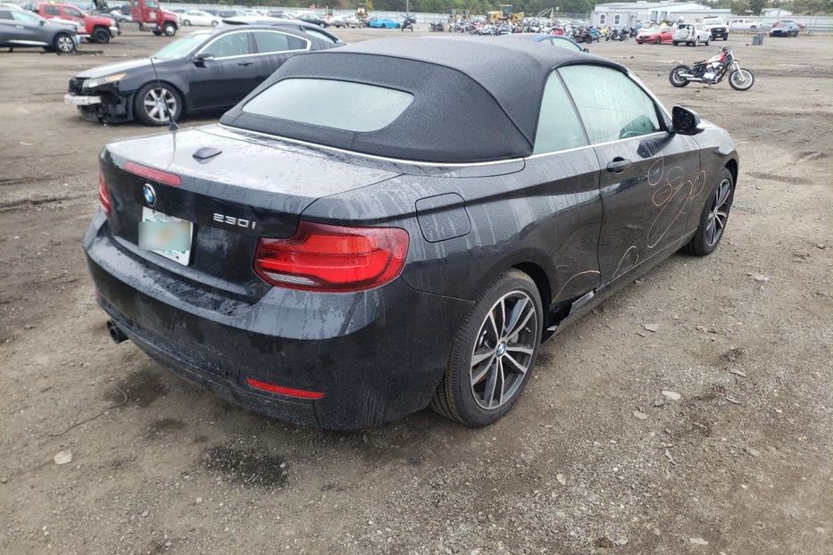 Продам BMW 2 Series 230I 2021 года в Киеве