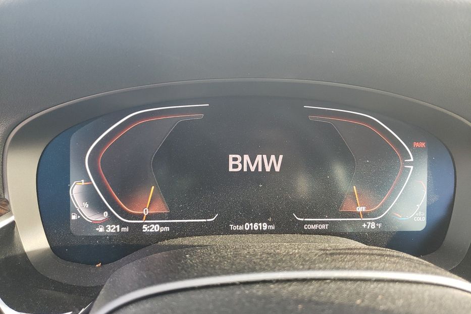 Продам BMW 540 XI 2021 года в Киеве