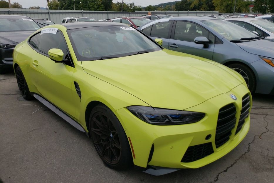 Продам BMW M4 Competition 2021 года в Киеве