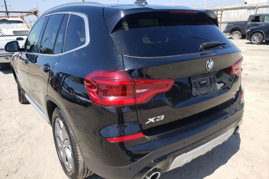 Продам BMW X3 XDrive30I 2021 года в Киеве