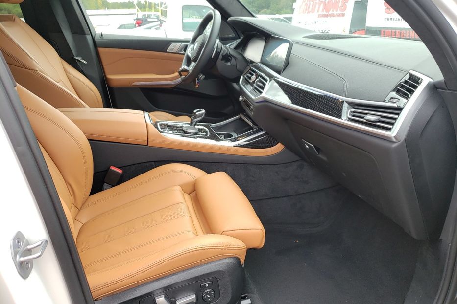 Продам BMW X7 XDrive40I 2021 года в Киеве