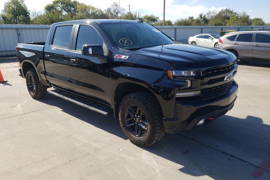 Продам Chevrolet Silverado 2021 года в Киеве