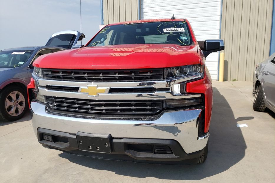 Продам Chevrolet Silverado С1500 LT 2021 года в Киеве