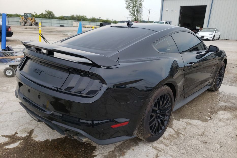 Продам Ford Mustang GT 2021 года в Киеве