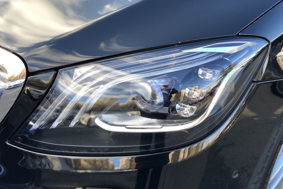 Продам Mercedes-Benz S-Class AMG\\\ 560 4matic  2019 года в Киеве
