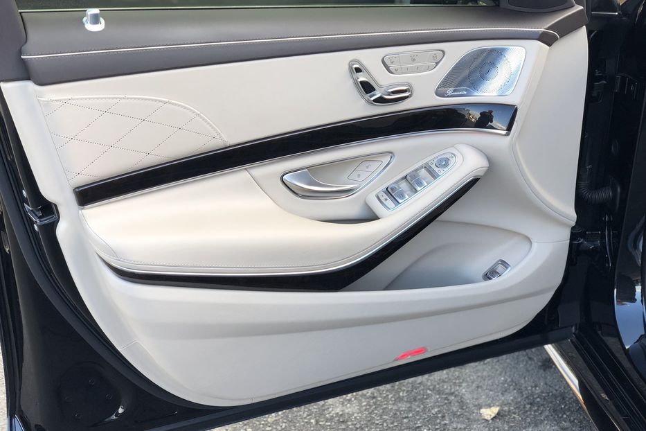 Продам Mercedes-Benz S-Class AMG\\\ 560 4matic  2019 года в Киеве