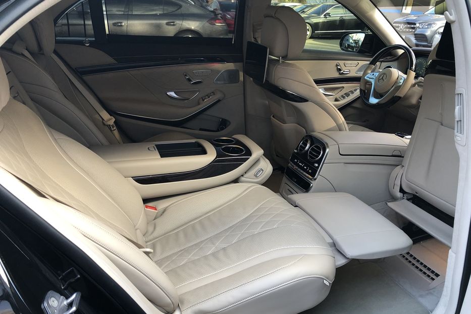 Продам Mercedes-Benz S-Class AMG\\\ 560 4matic  2019 года в Киеве