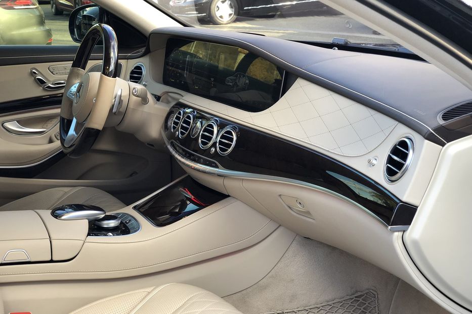 Продам Mercedes-Benz S-Class AMG\\\ 560 4matic  2019 года в Киеве