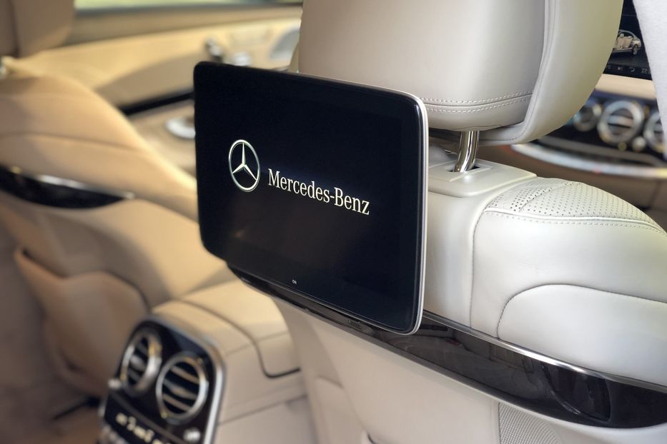 Продам Mercedes-Benz S-Class AMG\\\ 560 4matic  2019 года в Киеве