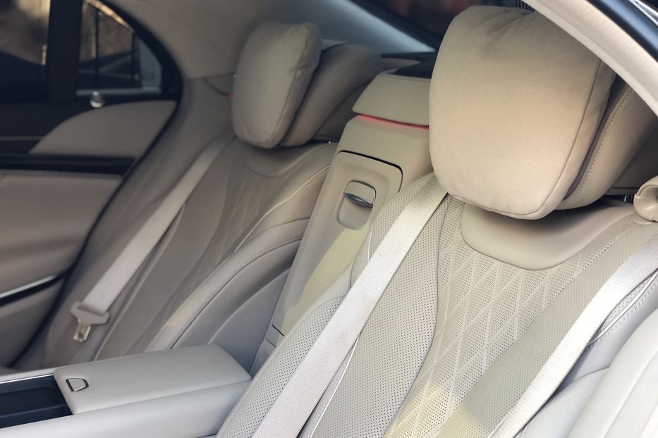 Продам Mercedes-Benz S-Class AMG\\\ 560 4matic  2019 года в Киеве