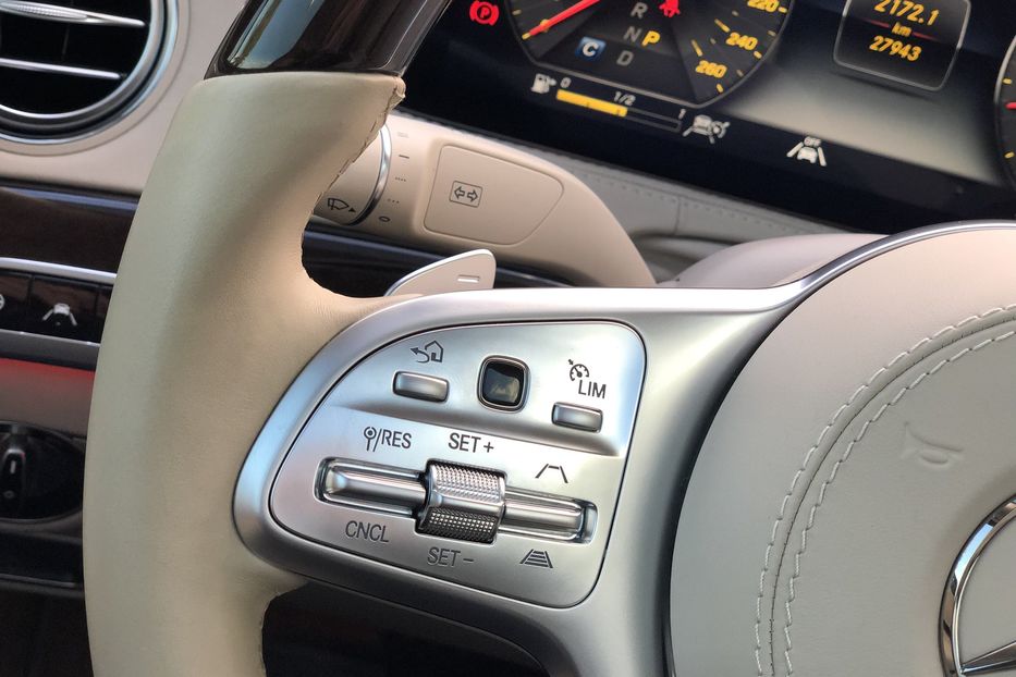 Продам Mercedes-Benz S-Class AMG\\\ 560 4matic  2019 года в Киеве