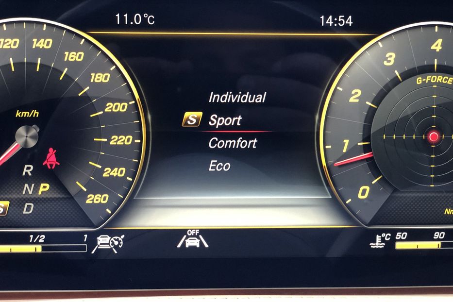 Продам Mercedes-Benz S-Class AMG\\\ 560 4matic  2019 года в Киеве
