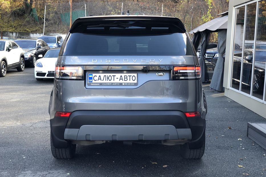 Продам Land Rover Discovery SE 2018 года в Киеве