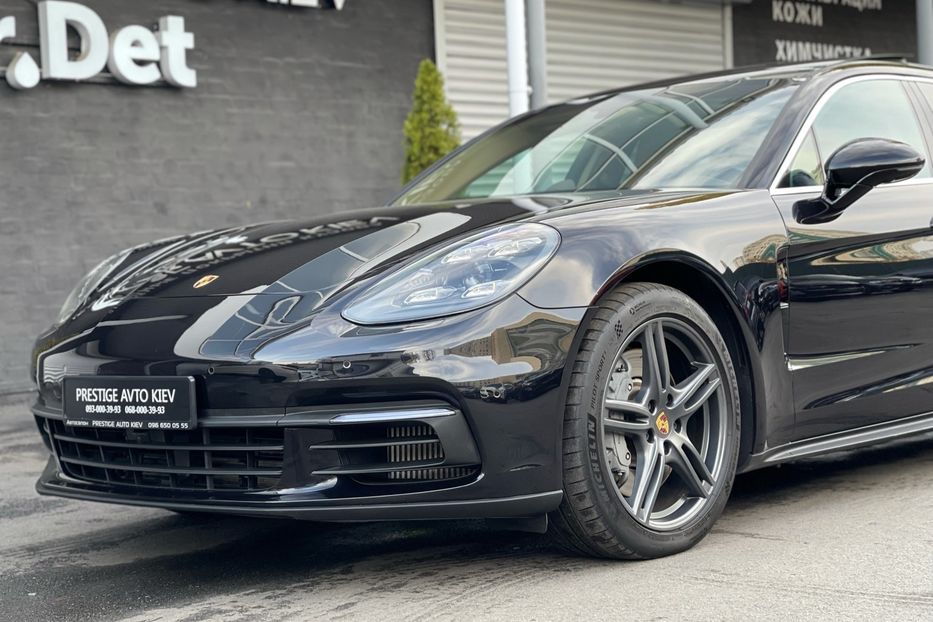 Продам Porsche Panamera 4S Sport Turismo 2018 года в Киеве