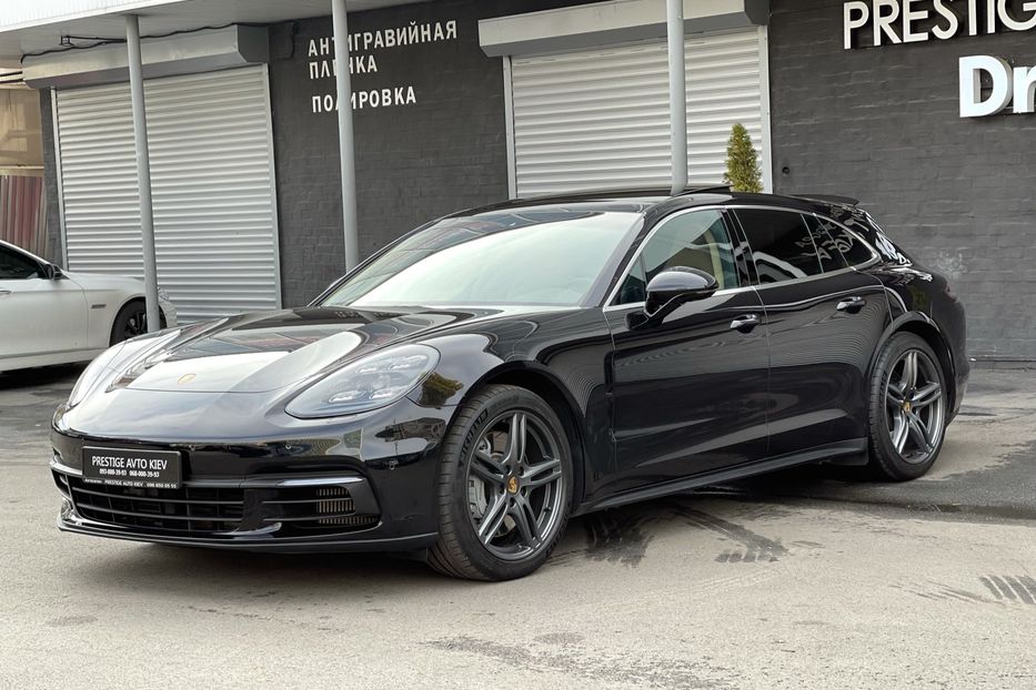 Продам Porsche Panamera 4S Sport Turismo 2018 года в Киеве