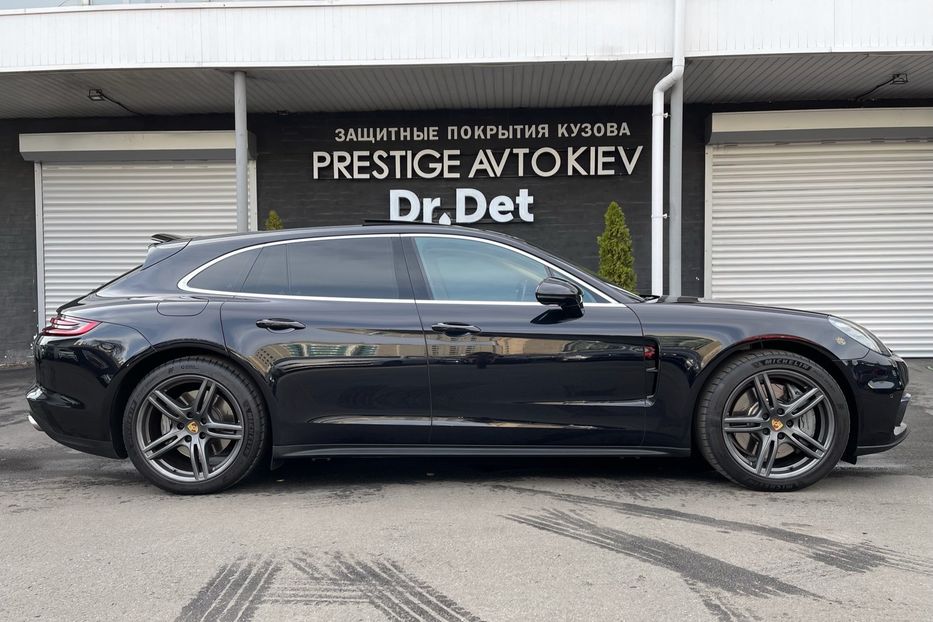 Продам Porsche Panamera 4S Sport Turismo 2018 года в Киеве