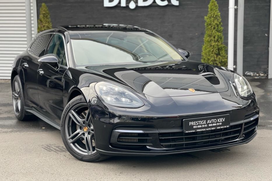 Продам Porsche Panamera 4S Sport Turismo 2018 года в Киеве