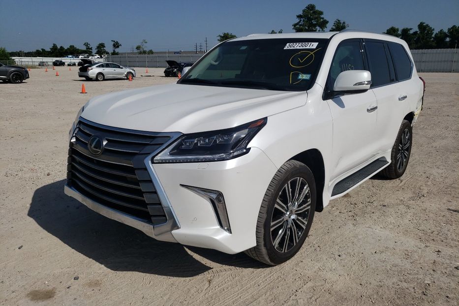 Продам Lexus LX 570 2021 года в Киеве