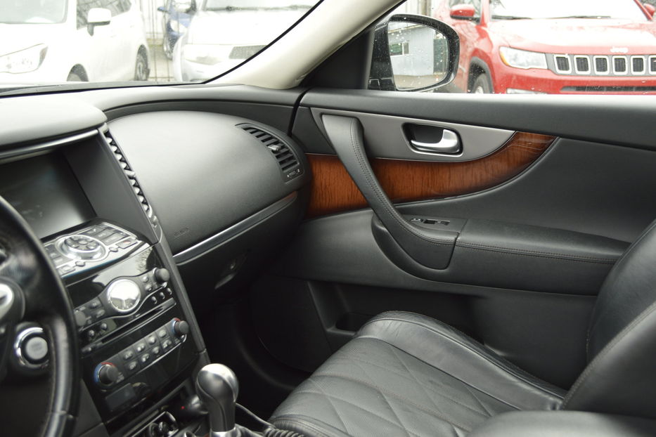 Продам Infiniti FX 30d 2012 года в Одессе