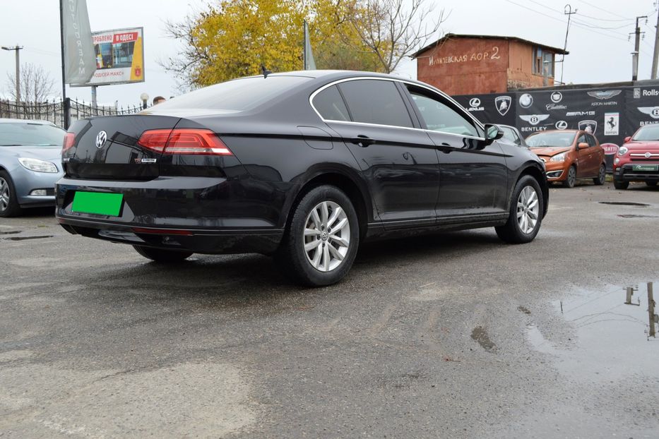 Продам Volkswagen Passat B8 TSI BLUEMOTION  2015 года в Одессе