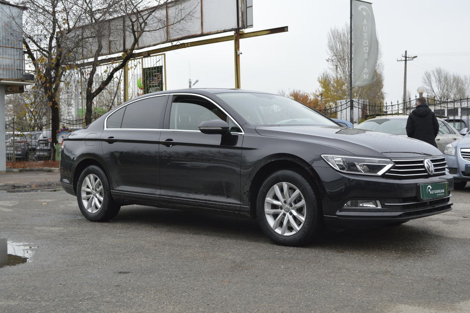 Продам Volkswagen Passat B8 TSI BLUEMOTION  2015 года в Одессе