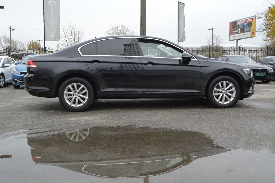 Продам Volkswagen Passat B8 TSI BLUEMOTION  2015 года в Одессе