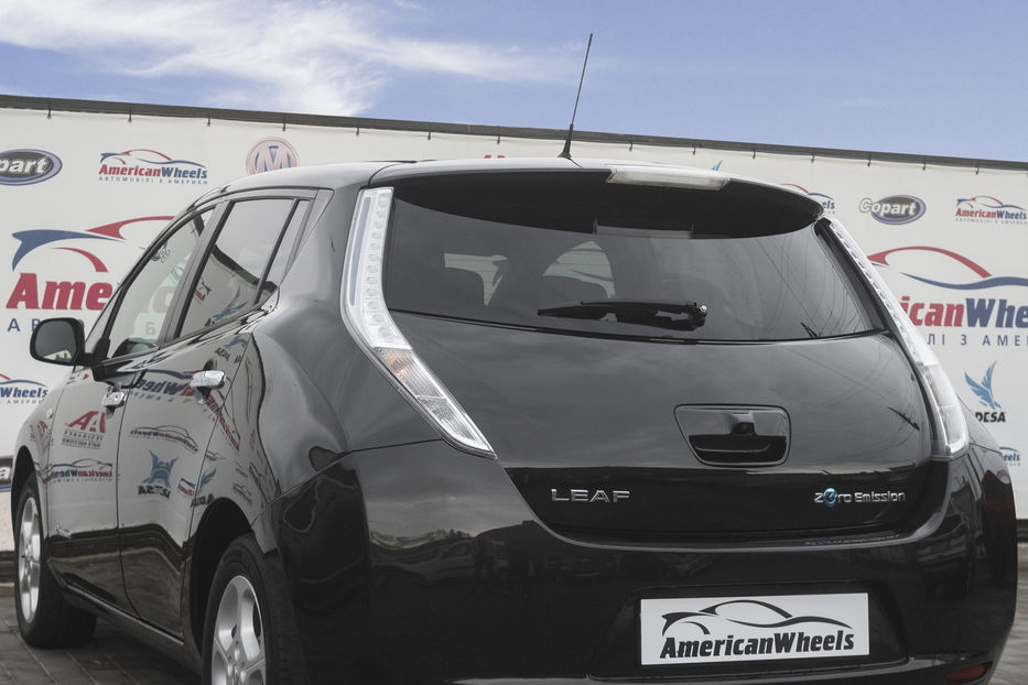 Продам Nissan Leaf SV 30 кВт EUROPE 2016 года в Черновцах